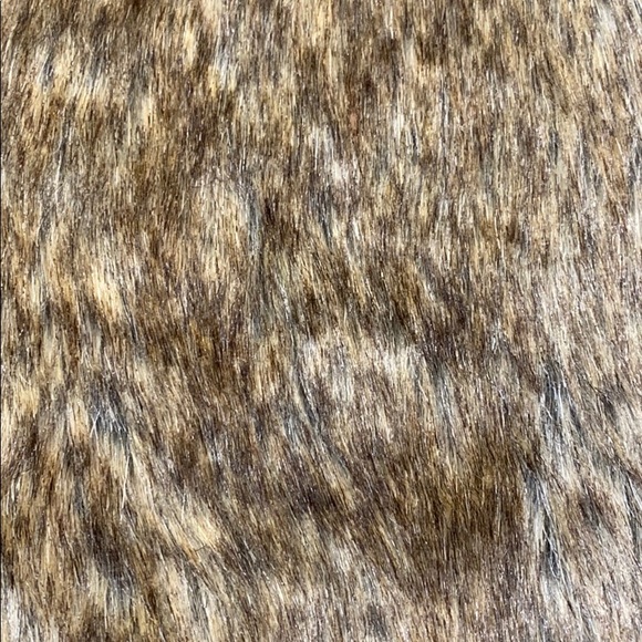 Ariat faux fur knit open vest size XS - Picture 4 of 12